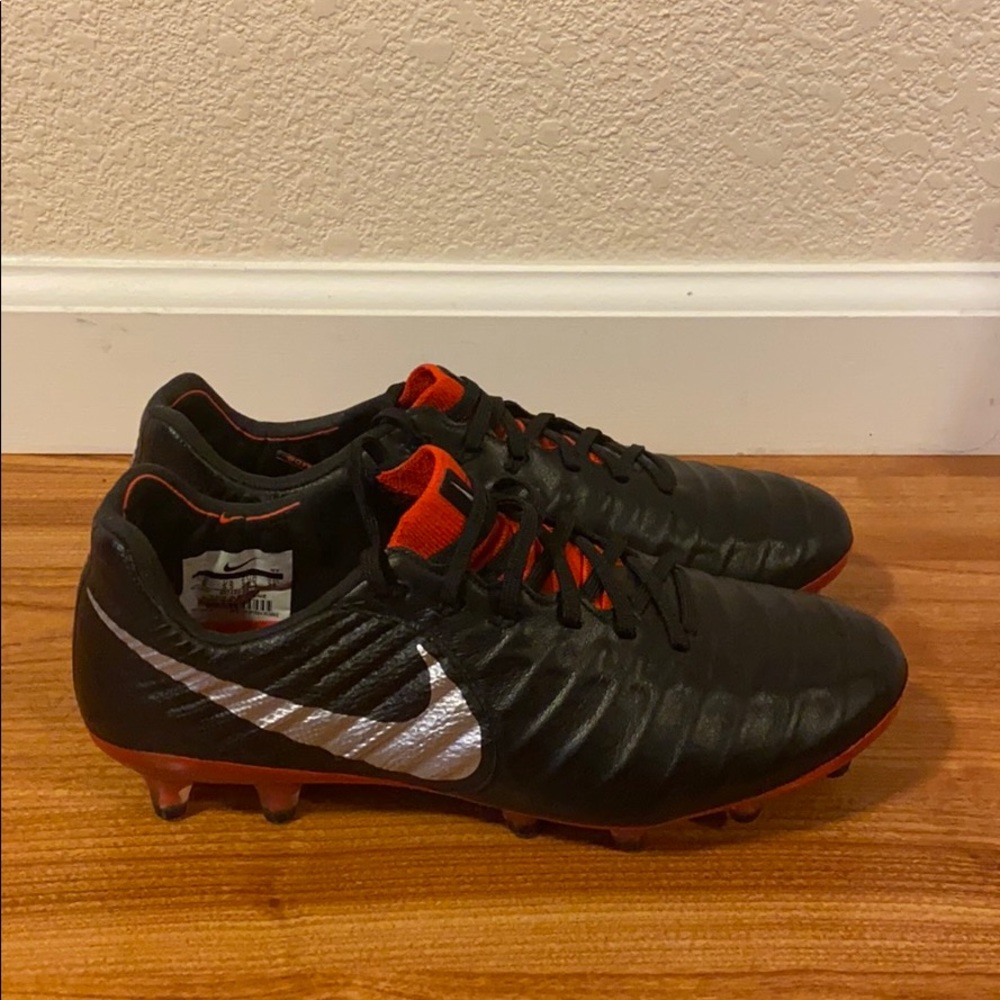 NWOT Nike Tiempo Legend 7 Elite AG-Pro Flyknit ACC